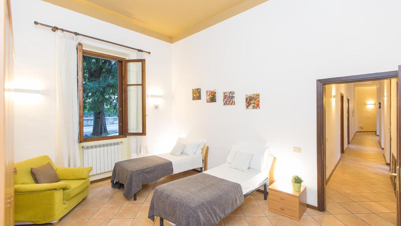In Rome - Santa Maria Novella Palace Appartement Florence